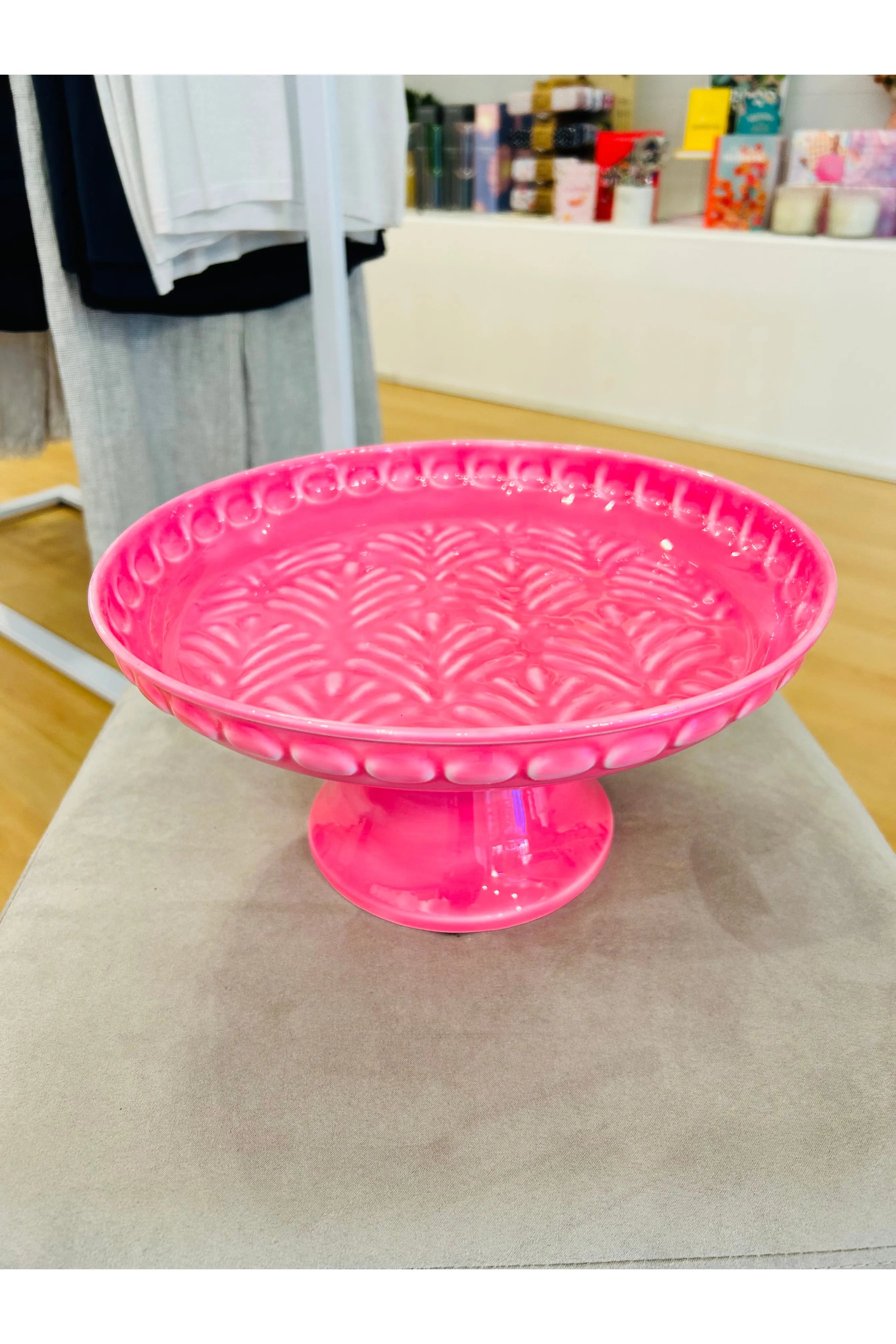 La Vie Plate/Cake Stand in 3 Colours